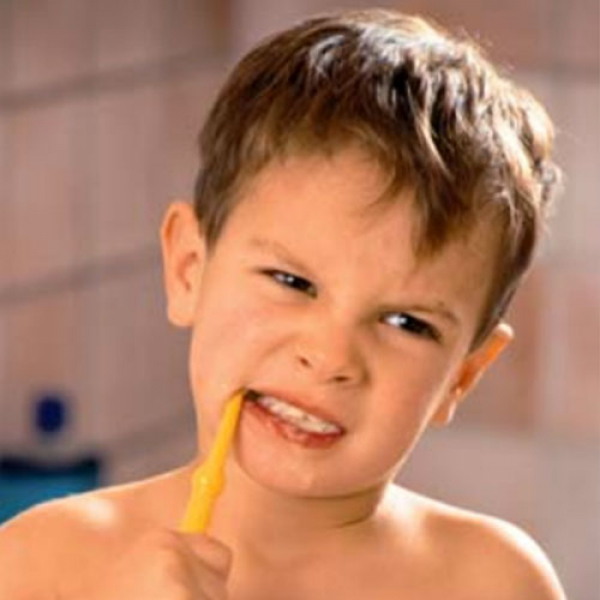 Dentini storti? Cosa va raddrizzato nel bambino
